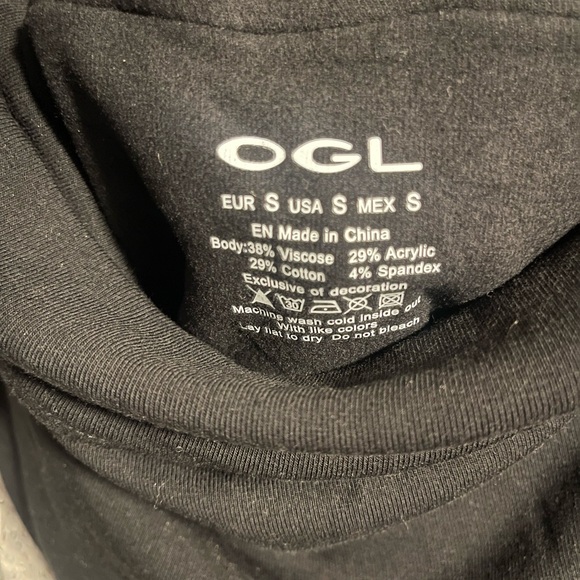 OGL Elegant Black Long Sleeve Top - Picture 2 of 3